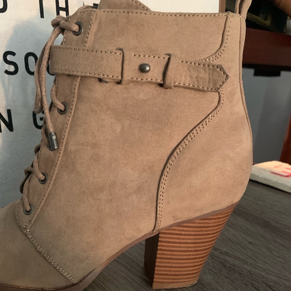 Suede booties - Picture 3 of 3